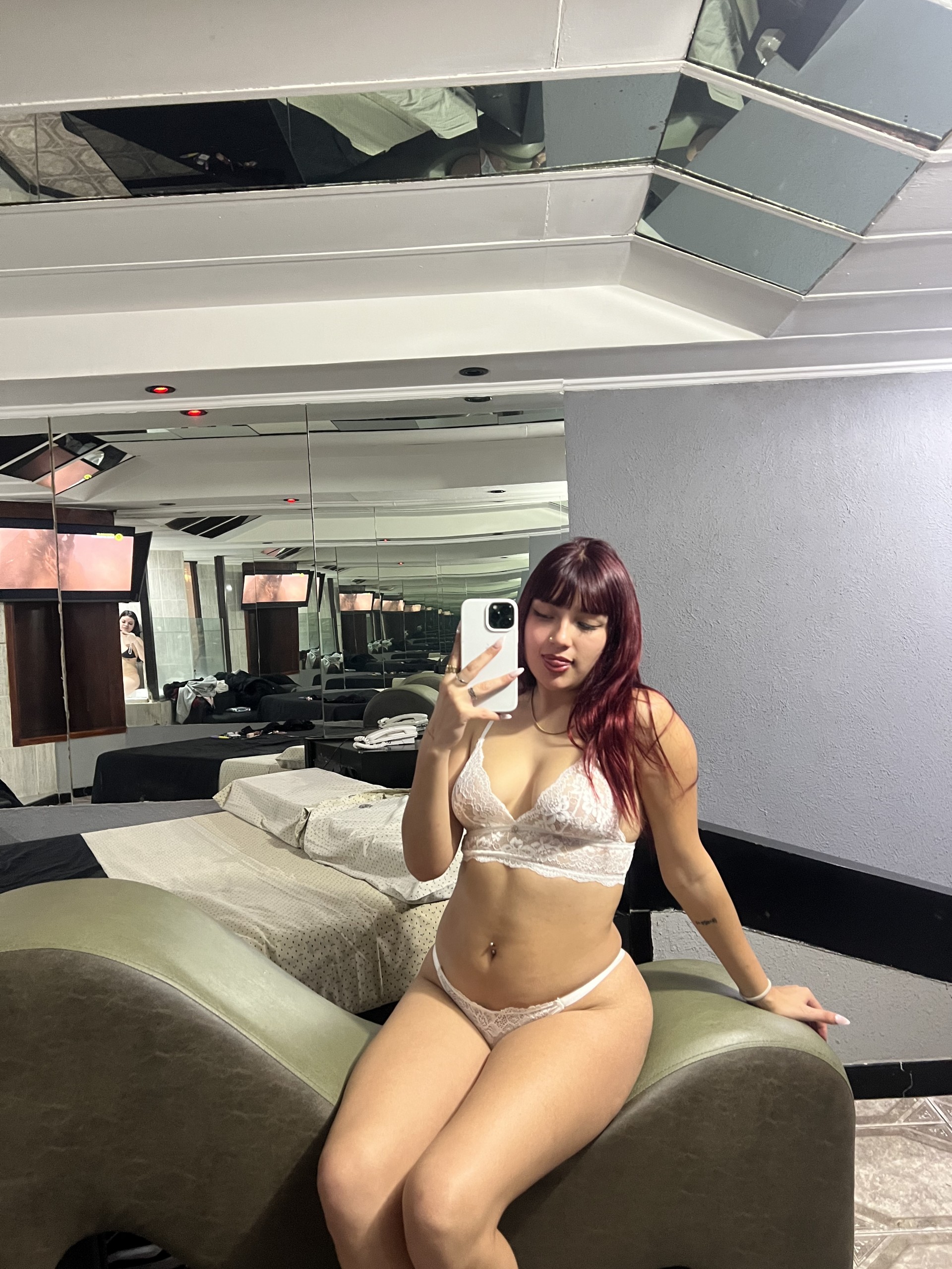 Foto 3 di Jaquelina